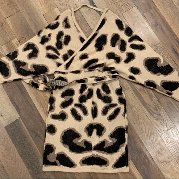 Cool Attitude Cameo Batwing Beige Animal Print Knit Dress Size XL - Picture 6 of 13